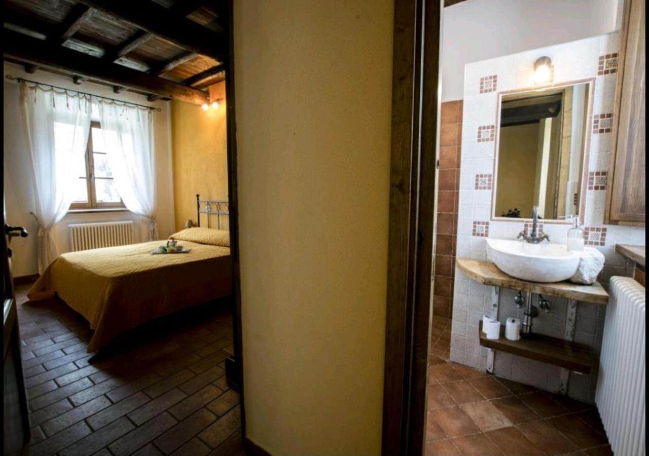 Casetta Della Pina Monticiano Bagian luar foto